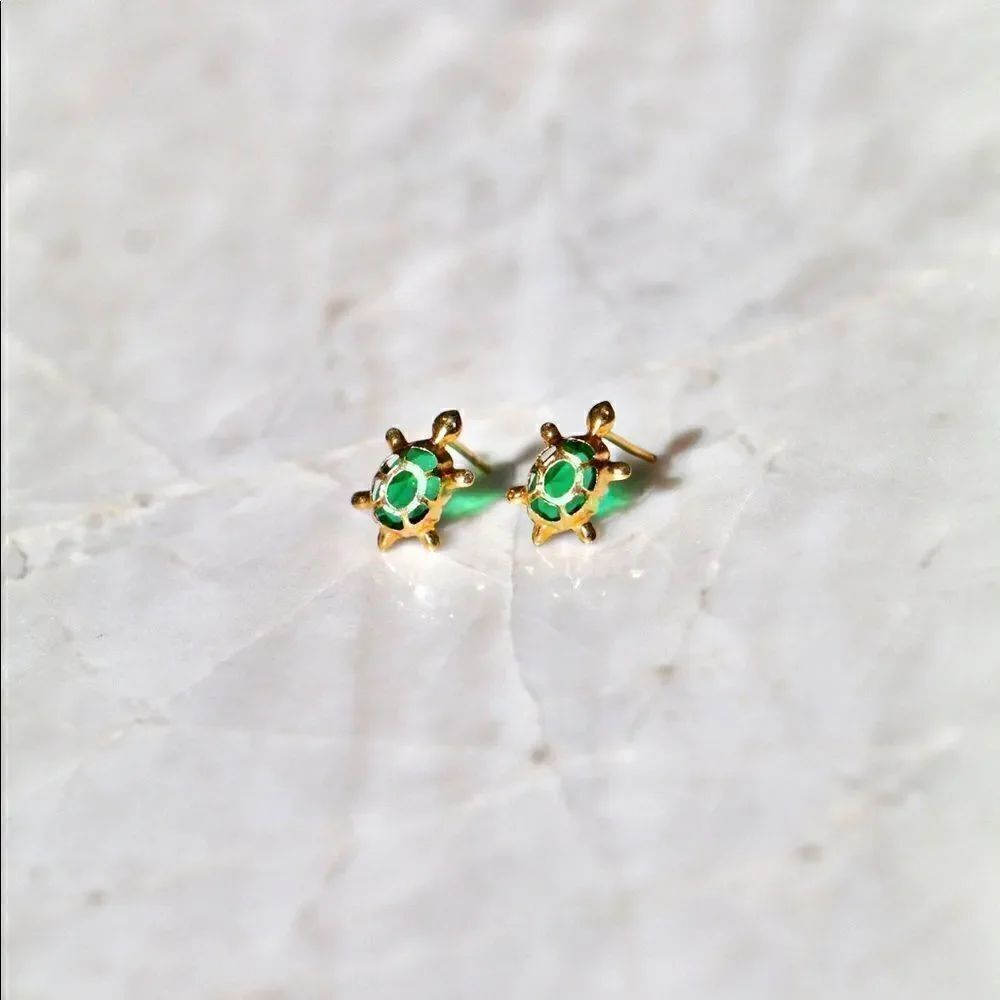 14k solid gold turtle earrings stud back perfect gift